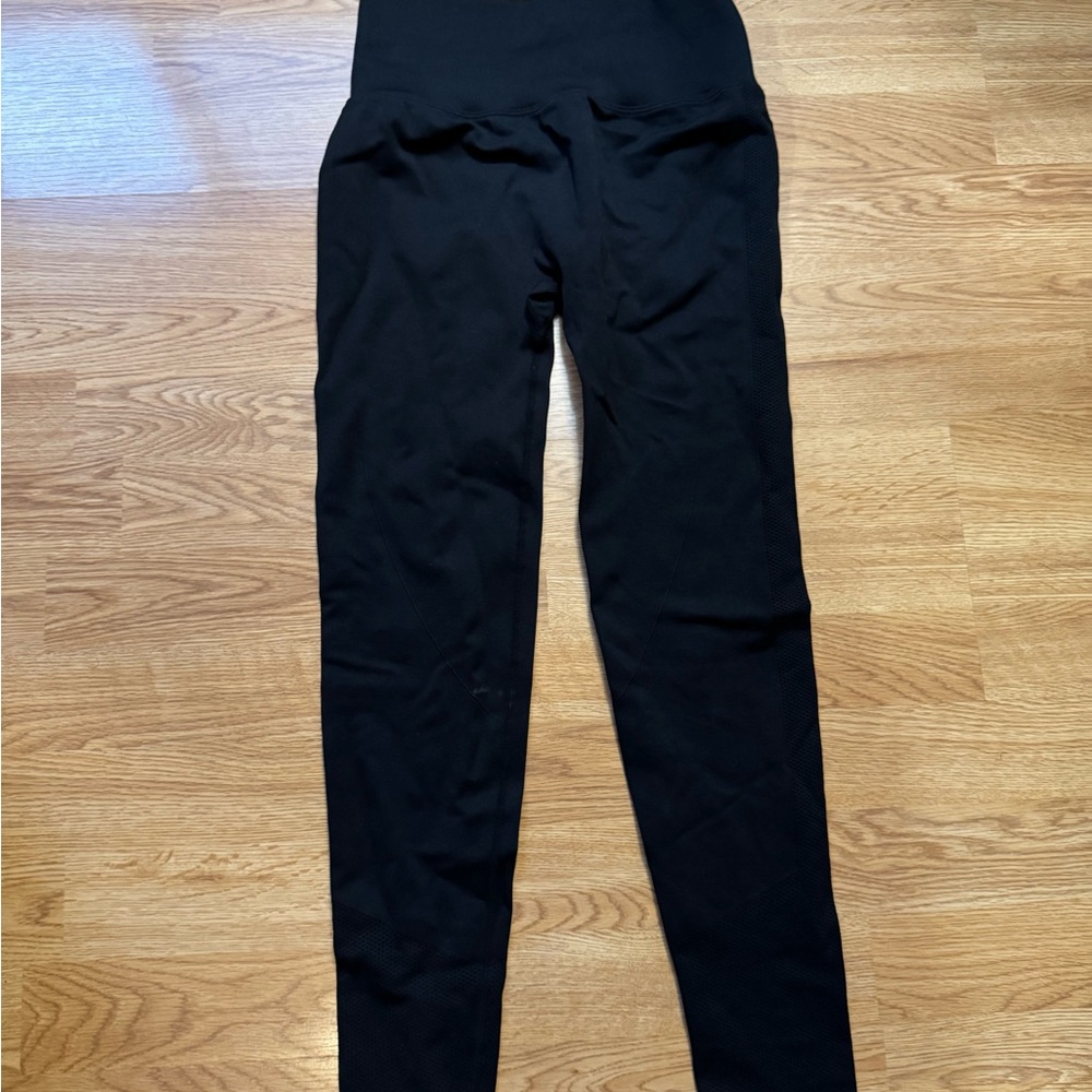 Mooslover Black High-Waisted Leggings